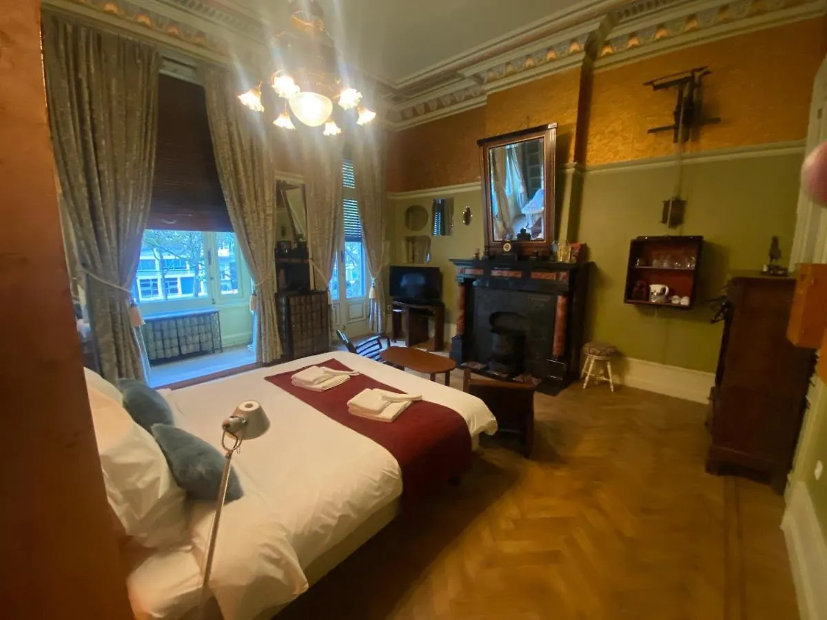 ** Frühstückspension Bed and Breakfast Au Lit Jerome Antwerpen Belgien