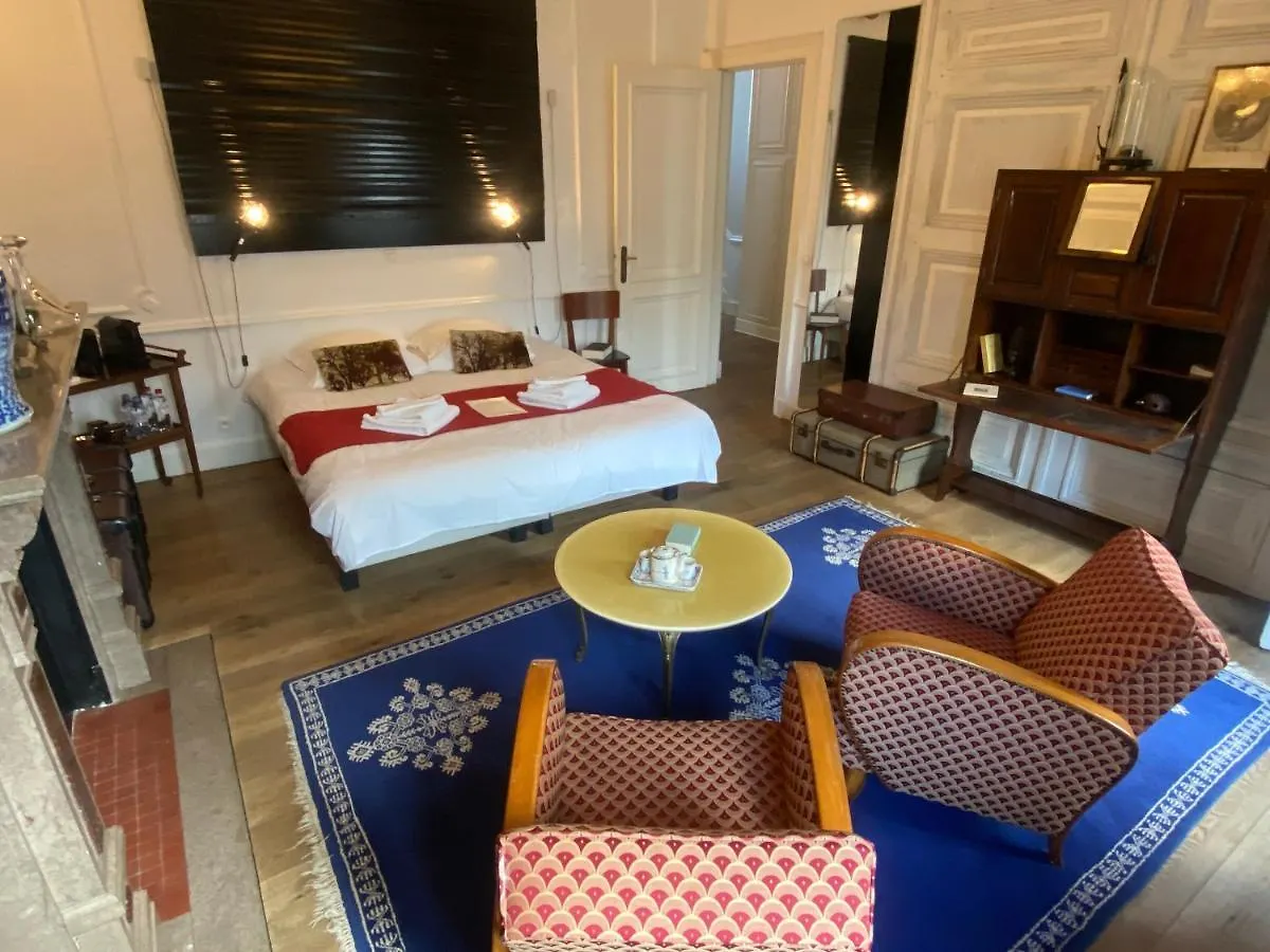 The Museum - Au Lit, Jerome! Bed and Breakfast Antwerpen 2*,  Belgien